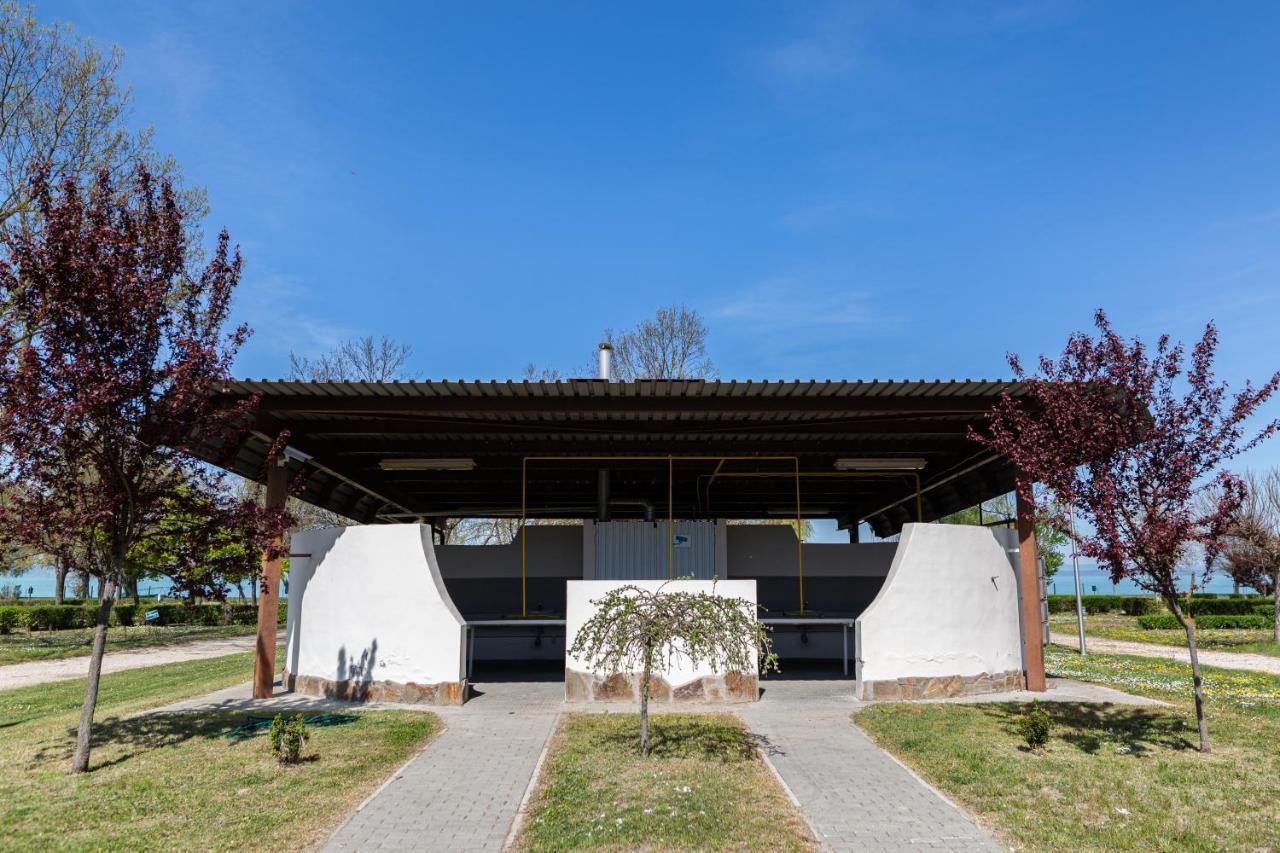 Aranypart Camping & Apartments Siofok Dış mekan fotoğraf