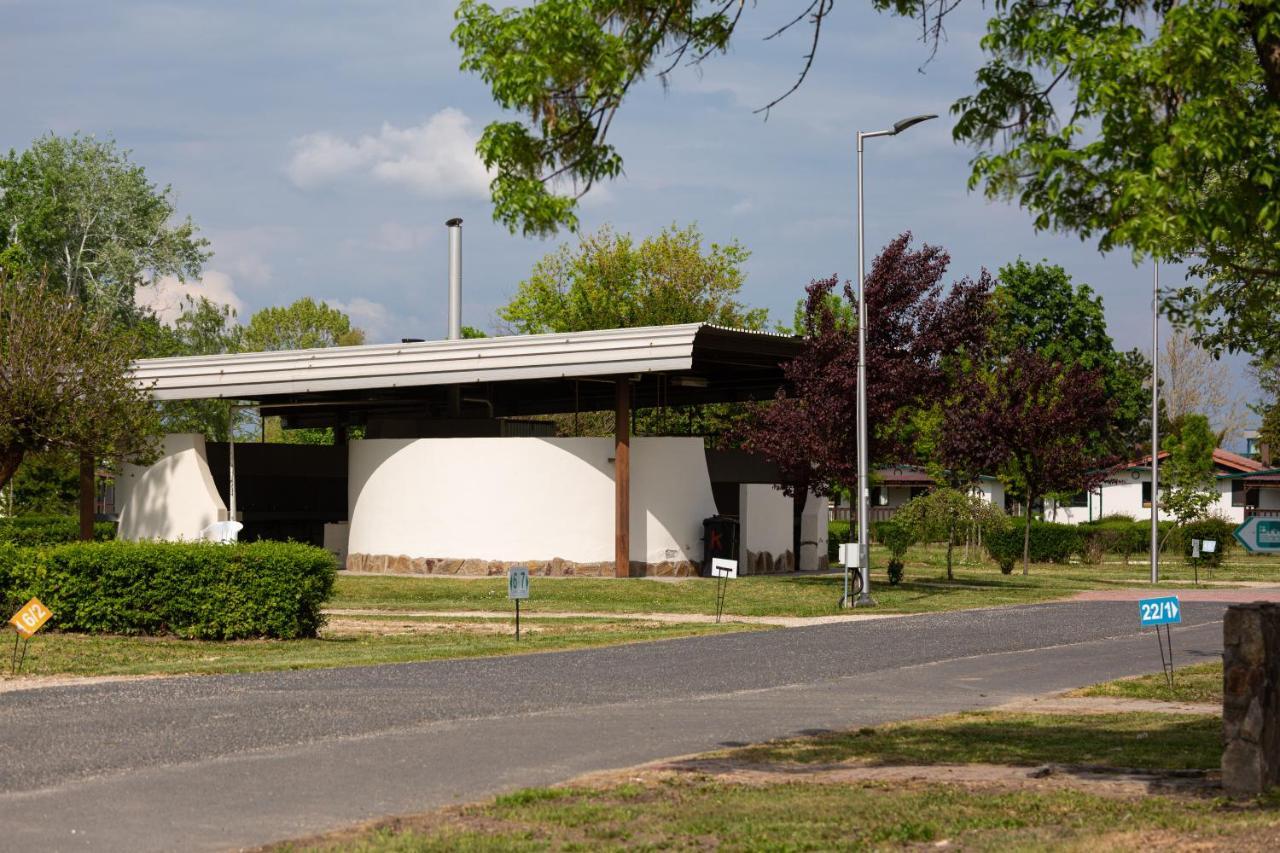 Aranypart Camping & Apartments Siofok Dış mekan fotoğraf