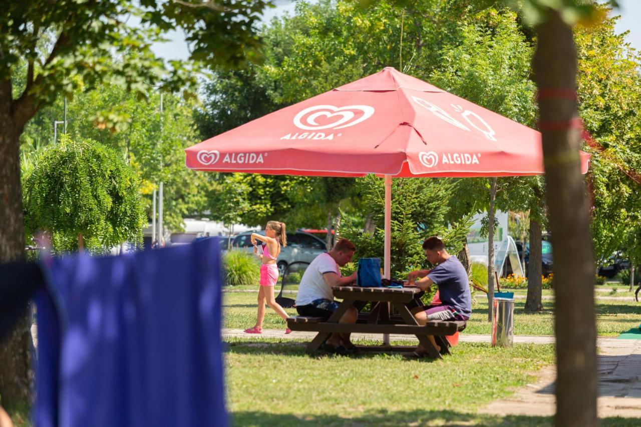 Aranypart Camping & Apartments Siofok Dış mekan fotoğraf