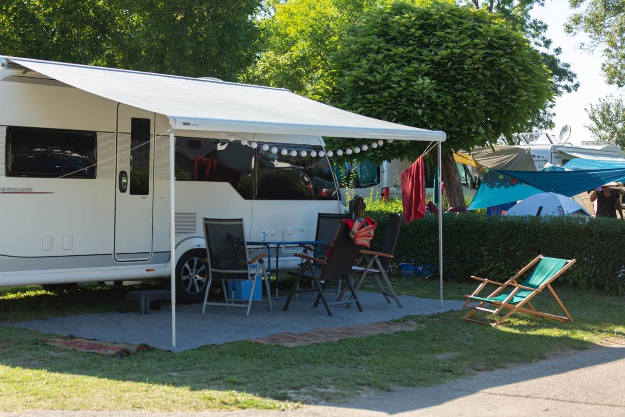 Aranypart Camping & Apartments Siofok Dış mekan fotoğraf